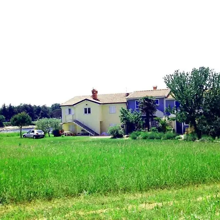 Toni By Interhome * Savudrija