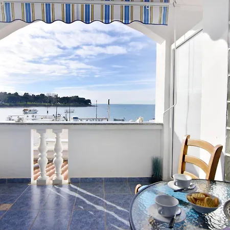 Toni By Interhome Lägenhet *