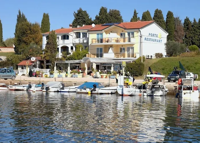 Toni By Interhome 사부드리자